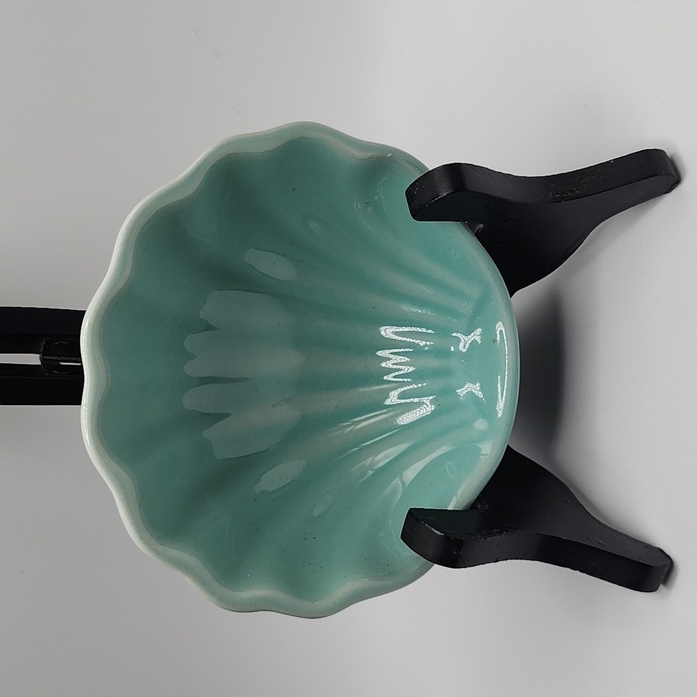 Nantucket Seashell Pottery Dish
